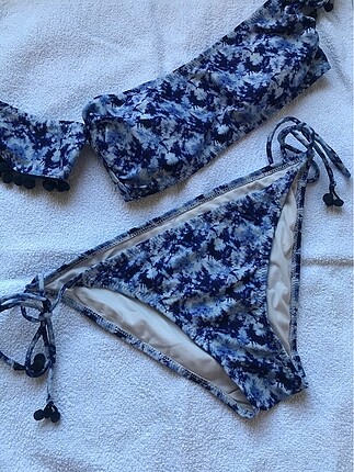 Mavi bikini takimi