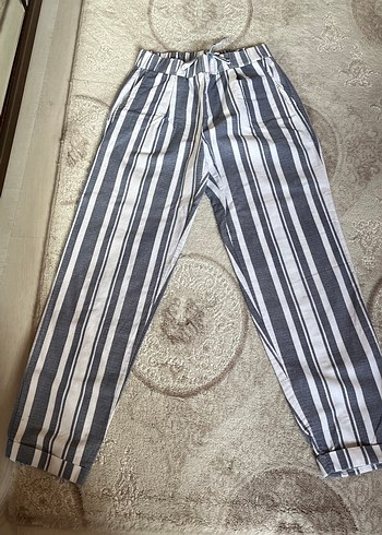 Gri Çizgili Kadın Pilili  Kumaş Pantolon - Görsel 4