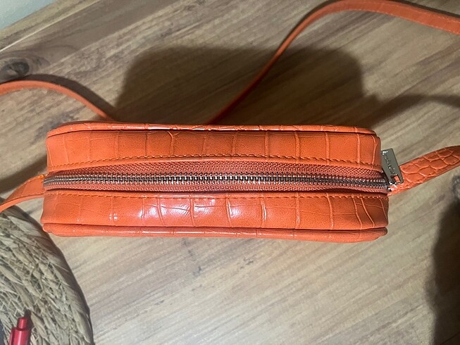Beden Stradivarius