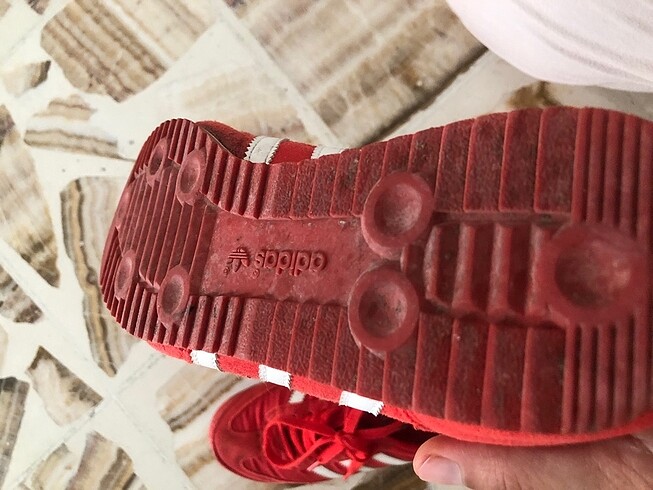 37 Beden kırmızı Renk Adidas dragon spor ayakkabısı orjinal