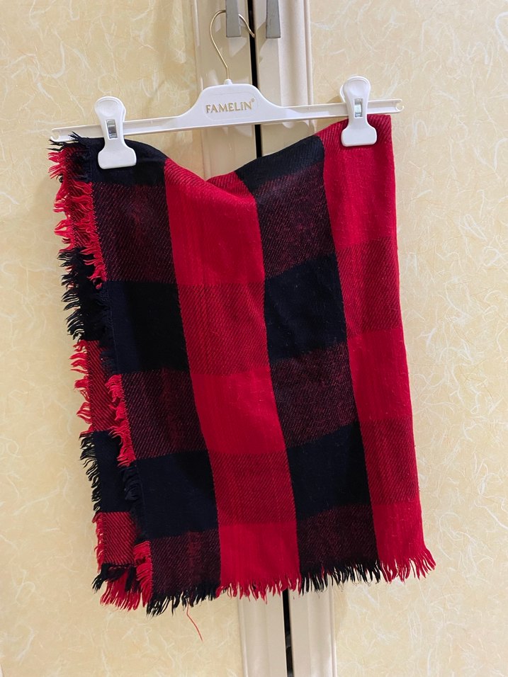 Kırmızı Örgü Kadın Şal - Bohem Tarz - Görsel 2