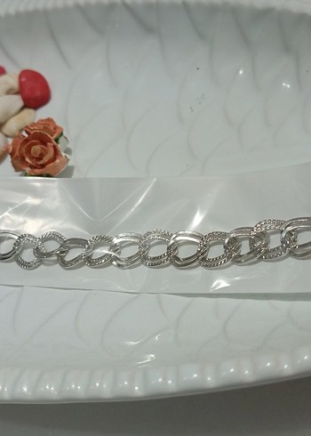 Zincir Detaylı Parlak Altın Kadın El Zinciri - Görsel 8