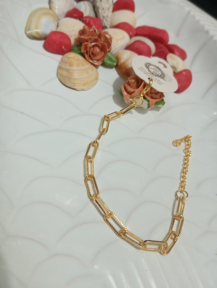 Zincir Detaylı Parlak Altın Kadın El Zinciri - Görsel 2