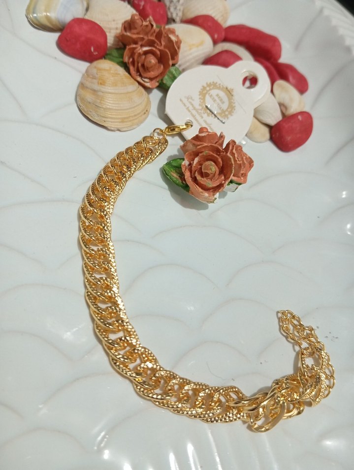 Zincir Detaylı Parlak Altın Kadın El Zinciri - Görsel 4