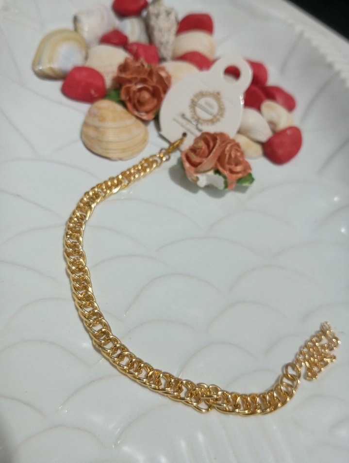 Zincir Detaylı Parlak Altın Kadın El Zinciri - Görsel 3