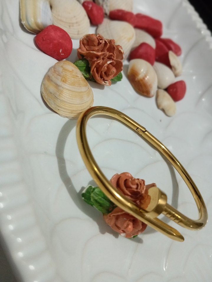 Altın Renk çivi çelik Kadın Bileklik - Görsel 3