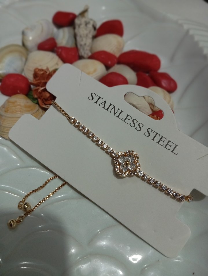 Altın Renkli Kadın su yolu Çelik Bileklik - Görsel 5