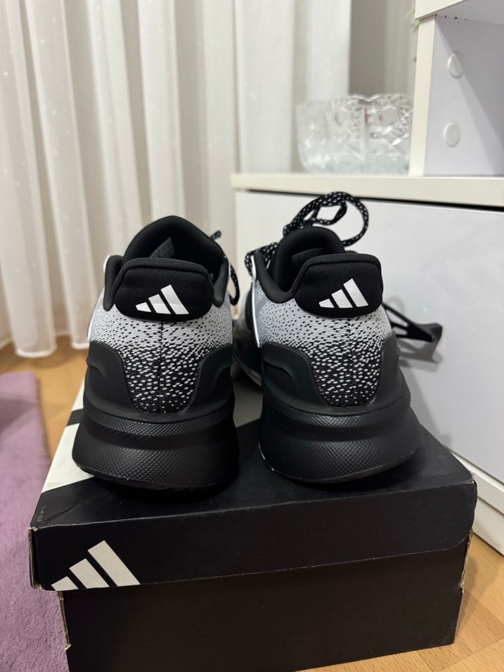 Erkek Adidas Gri Zebra Desenli Bağcıklı Spor Ayakkabı - Görsel 3