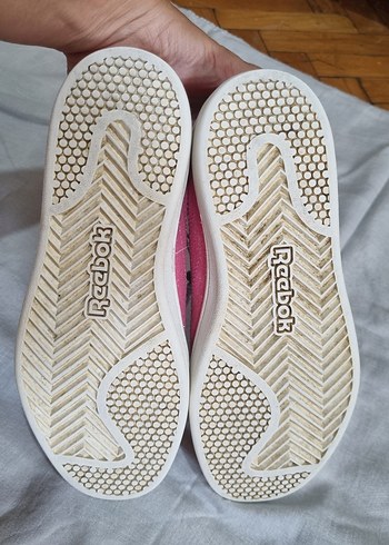 34 Beden pembe Renk Reebok ayakkabı