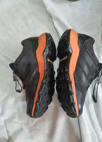 33 Beden siyah Renk adidas goretex çocuk ayakkabısı