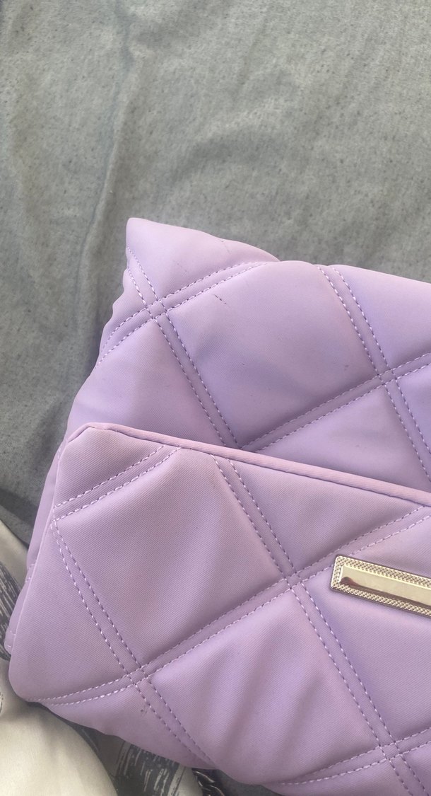 Zincir Detaylı Pastel Mor Kadın Çanta - Görsel 4