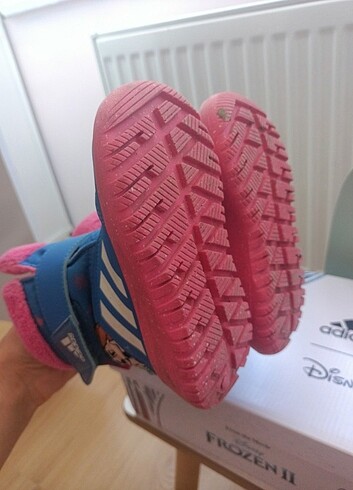 25 Beden mavi Renk Adidas kız çocuk kışlık bot