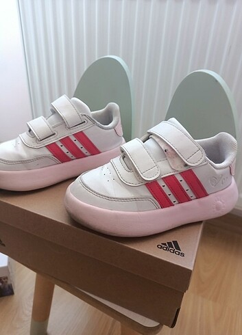 Adidas kız çocuk spor ayakkabı 
