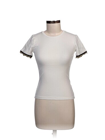 Zara Bluz %70 İndirimli.
