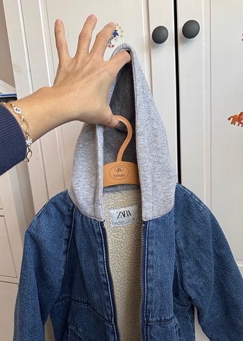 Kapüşonlu Erkek Çocuk Kot Ceket - Görsel 6