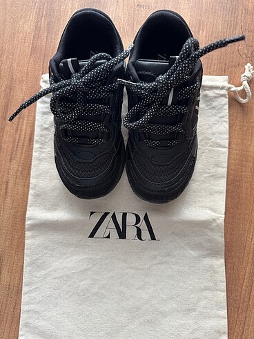 Zara erkek çocuk spor ayakkabı