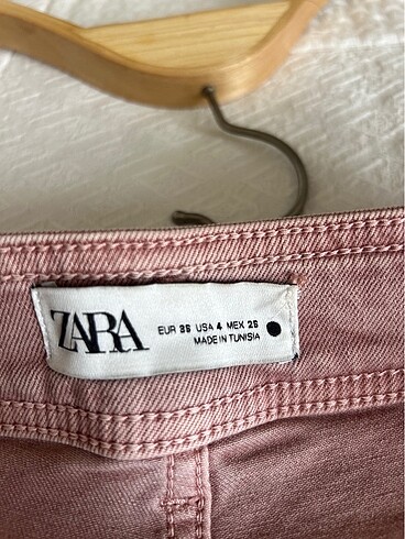 Zara pembe jean