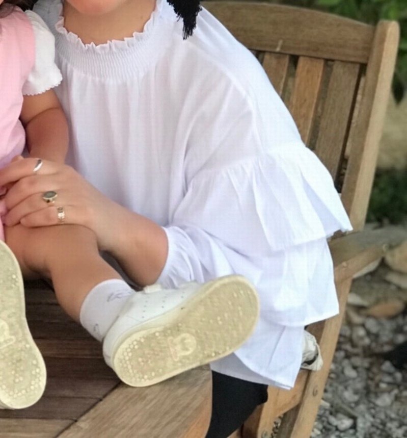 Kadın Beyaz Keten Fırfırlı Bluz - Görsel 4