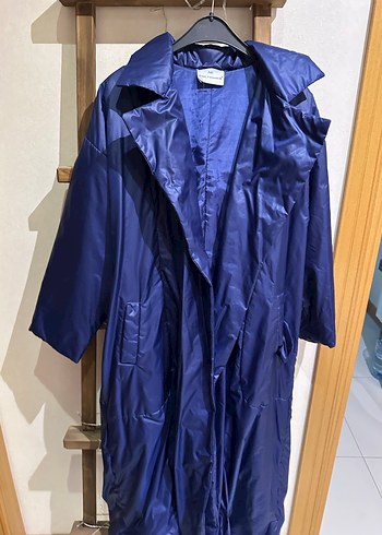 Kadın Lacivert Uzun Parlak Yağmurluk - Görsel 6