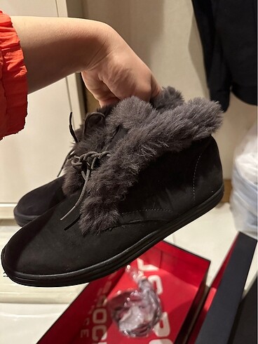 Kürklü bot - Görsel 2