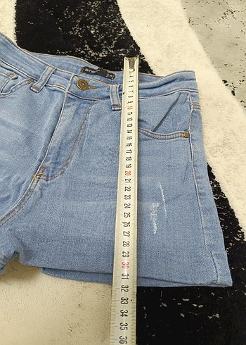 Düğmeli Mavi Mini Kot Şort - Görsel 4