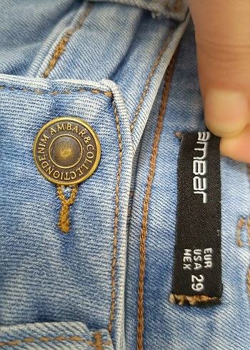 Düğmeli Mavi Mini Kot Şort - Görsel 6