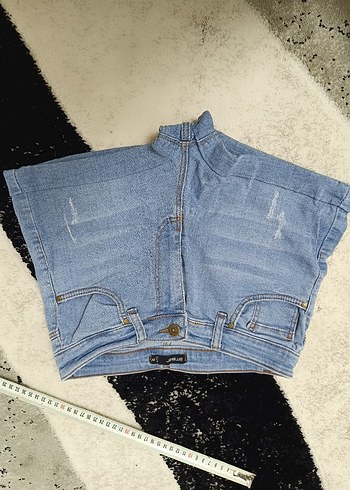 Düğmeli Mavi Mini Kot Şort - Görsel 3