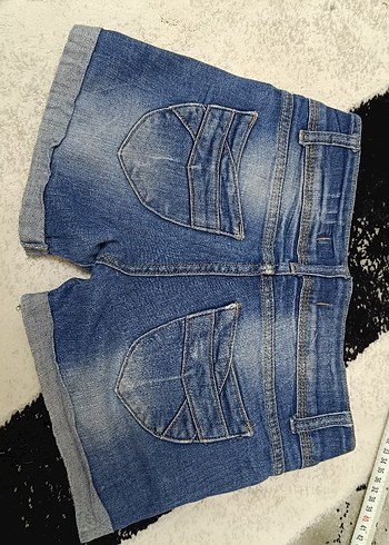 Gevşek Kesim Kadın Kot Şort - Görsel 5