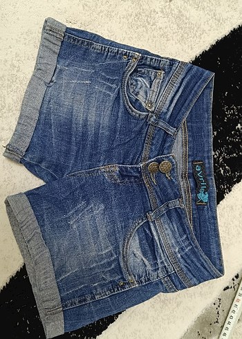 Gevşek Kesim Kadın Kot Şort - Görsel 2