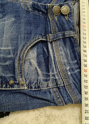 Gevşek Kesim Kadın Kot Şort - Görsel 4