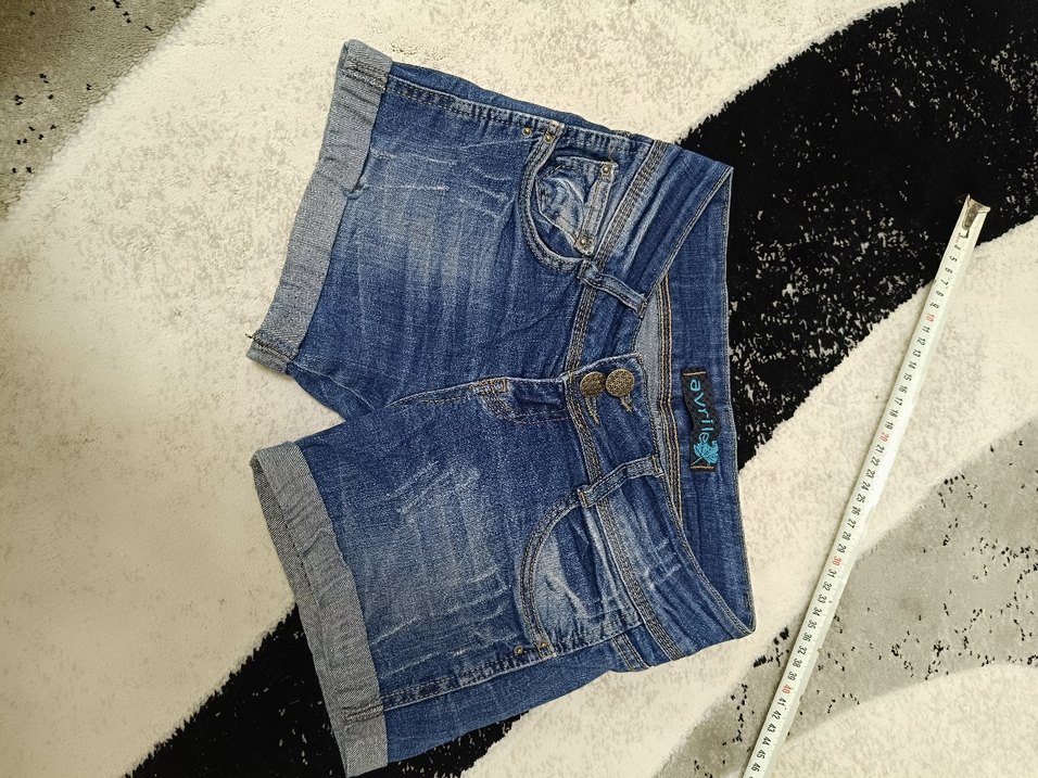 Gevşek Kesim Kadın Kot Şort - Görsel 2