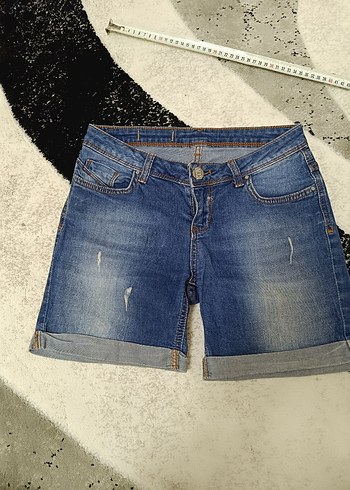 Kadın Mavi Denim Şort Rahat Kesim - Görsel 2