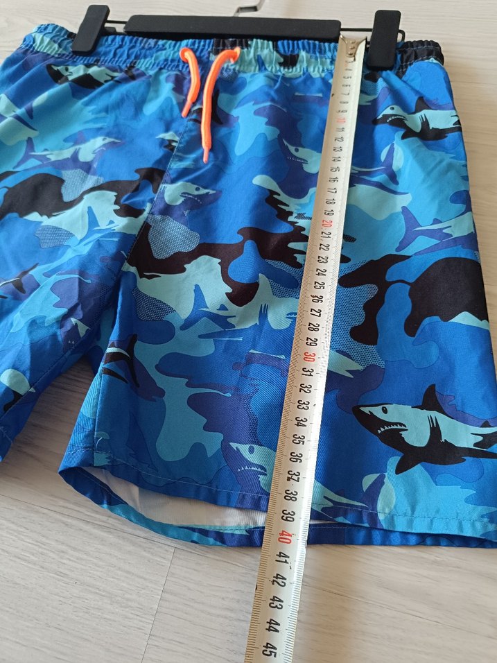 Erkek Çocuk Mavi Köpek Balığı Desenli Şort - Görsel 4