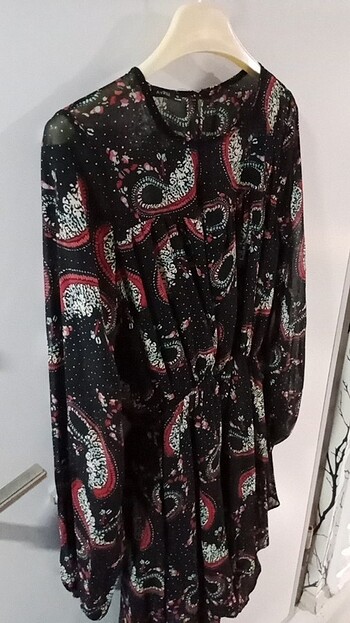 m Beden Beli lastikli elbise