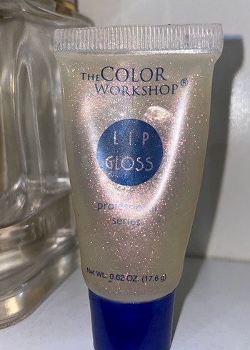 The Color Workshop Mavi Işıltılı Lip Gloss - Görsel 3