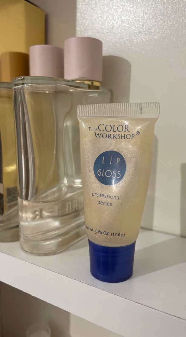 The Color Workshop Mavi Işıltılı Lip Gloss - Görsel 2