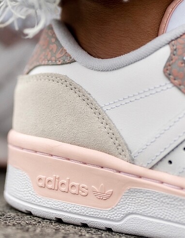 38 Beden pembe Renk Orijinal Adidas