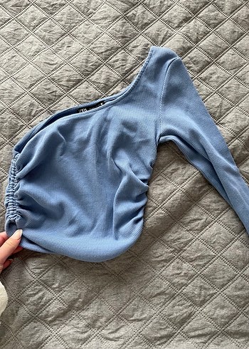 Zara Mavi Tek Kol Uzun Kollu Mini Bluz