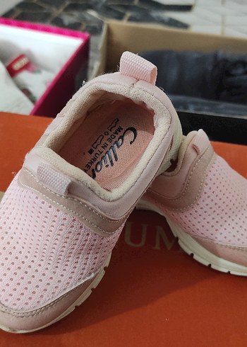 Flo Ayakkabı Kız Çocukları İçin Pembe Cırt Cırtlı Sneakers