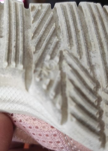 22 Beden Kız Çocukları İçin Pembe Cırt Cırtlı Sneakers