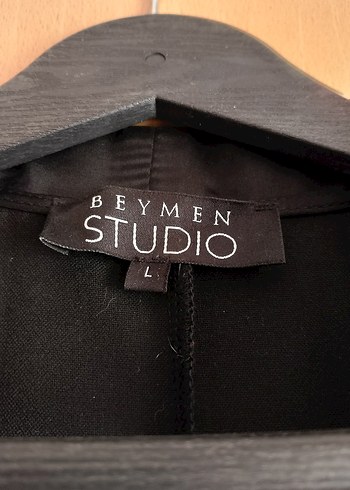 Beymen Studio Siyah V Yaka Drapeli Midi Elbise