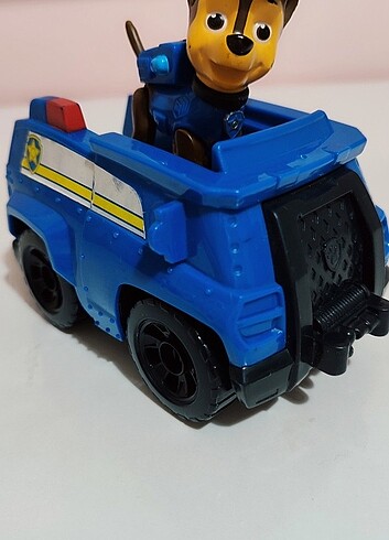 Beden Renk Paw patrol chase figürü ve aracı