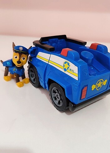 Beden Renk Paw patrol chase figürü ve aracı