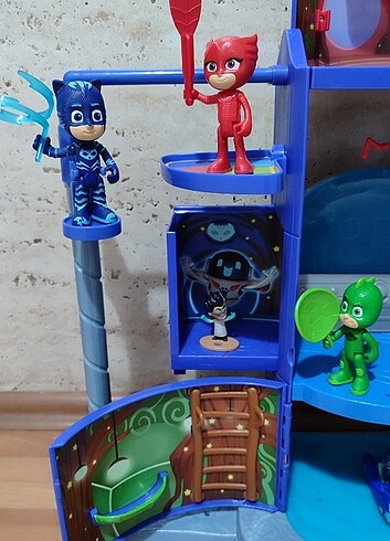 Diğer Pijamaskeliler pj mask karargahı