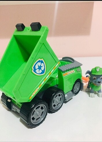  Paw patrol rocky figürü ve delüx aracı