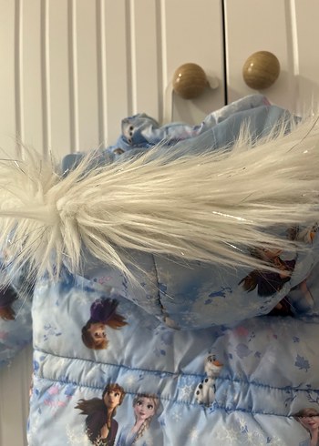 Peluş Detaylı Mavi Kız Çocuk Mont - Görsel 6