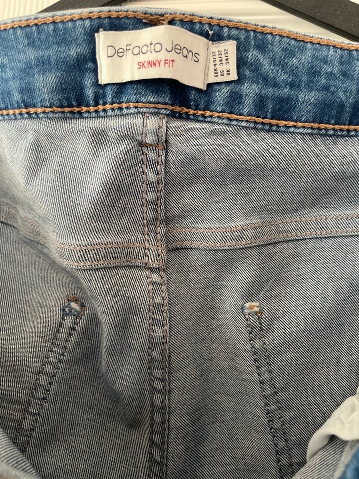 Kadın Mavi Bol Kesim Midi Kot Pantolon - Görsel 4