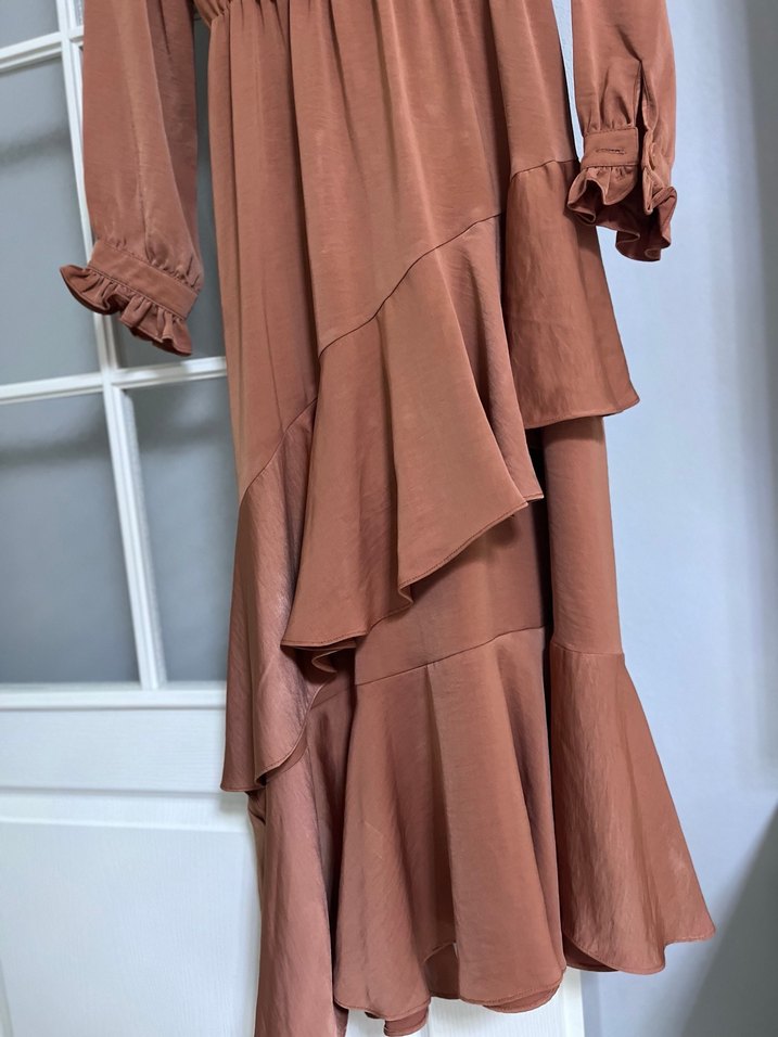 Kadın Kemerli Uzun Kahverengi Elbise - Görsel 3