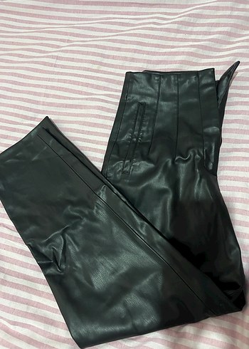 Zara Siyah Deri Cigarette Pantolon - Görsel 3