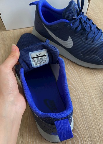Nike Air Max Tavas Erkek Spor Ayakkabı - Görsel 3